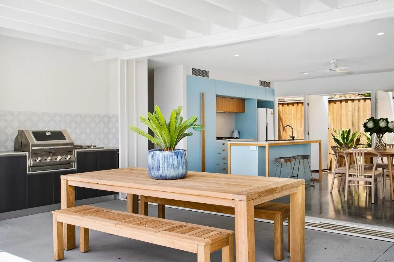 Holiday home Lomani 8 On Browning Street Villa Byron Bay